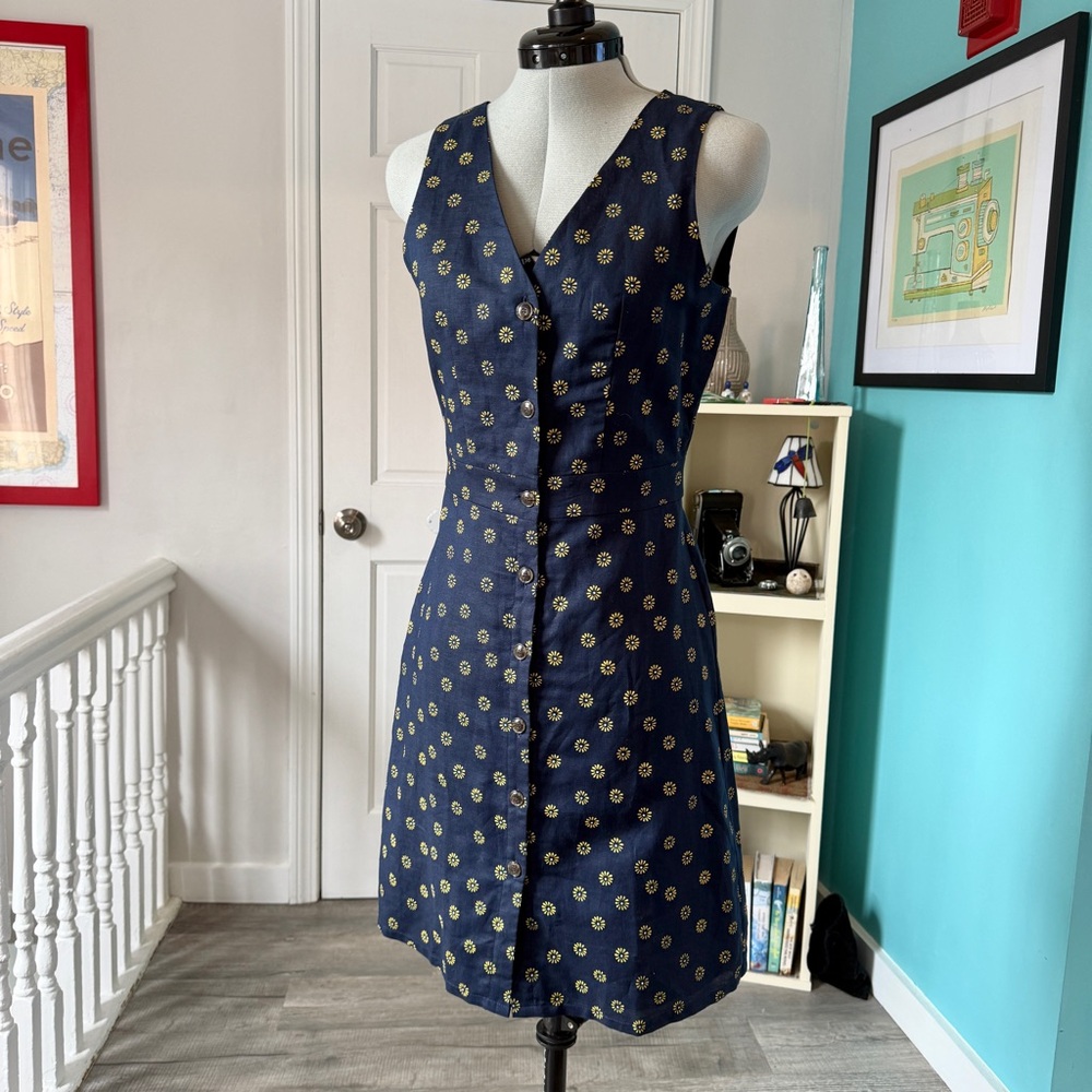 NEW J. Crew V Neck Button-Front Linen/Cotton Summer Dress (size 0) - Picture 4 of 13